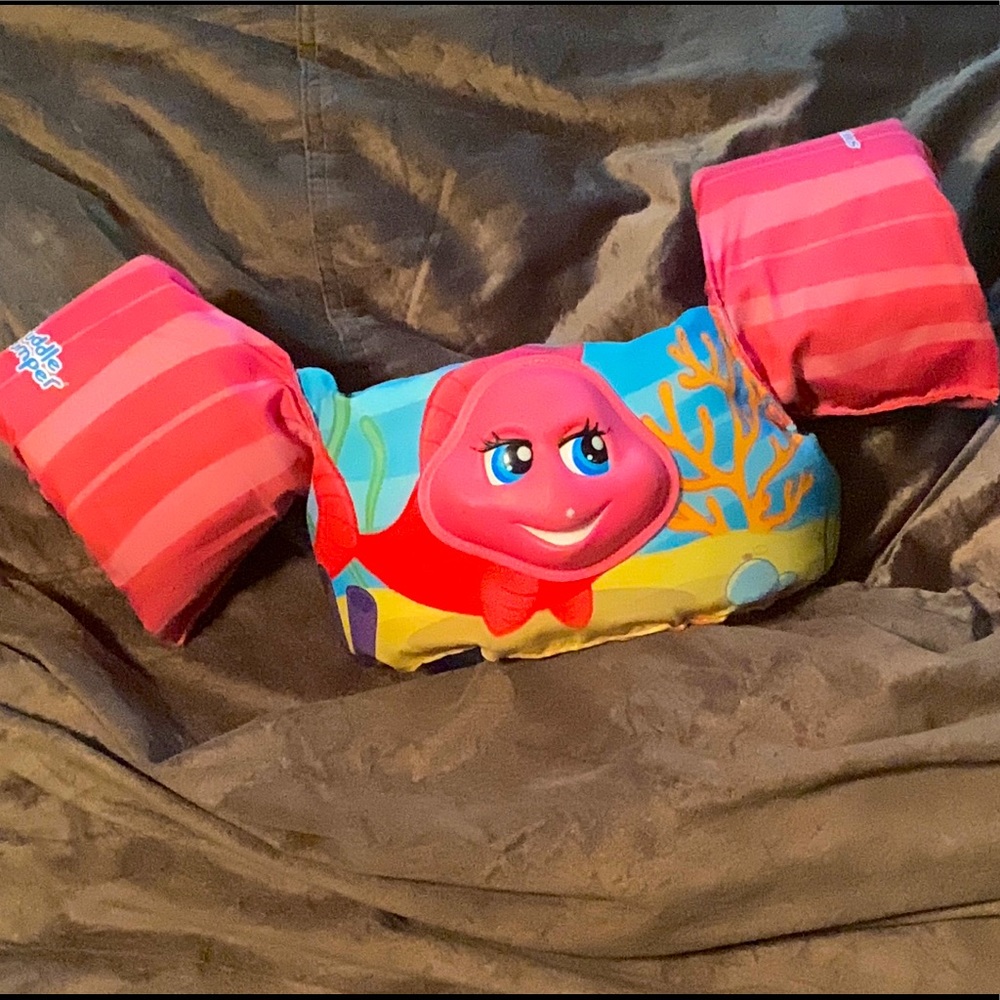 Stearns 3D Puddle Jumper Deluxe Vest